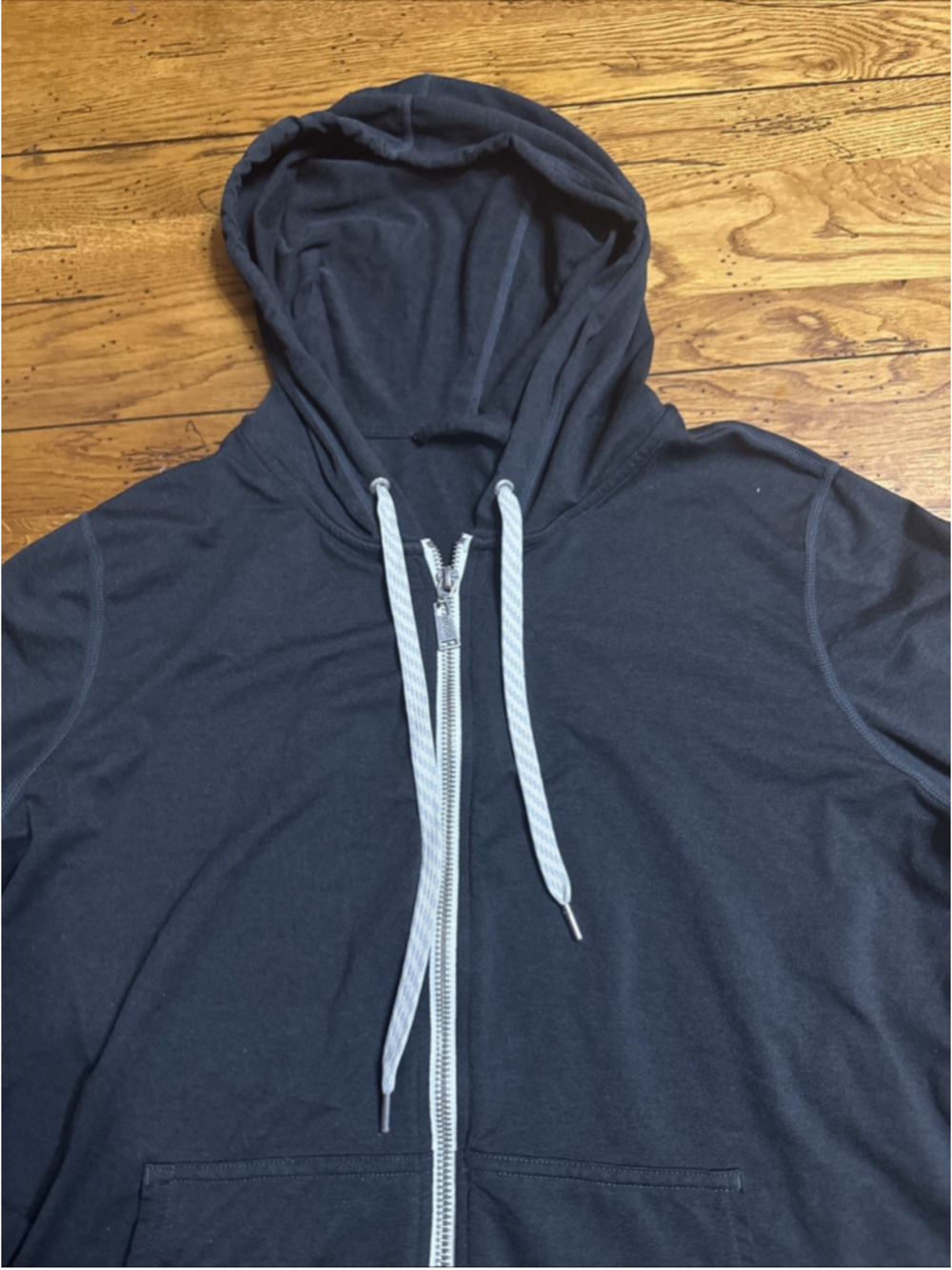 Vuori Performance Hoodie Black Heather Lg. Womens Q13 - Picture 3 of 8
